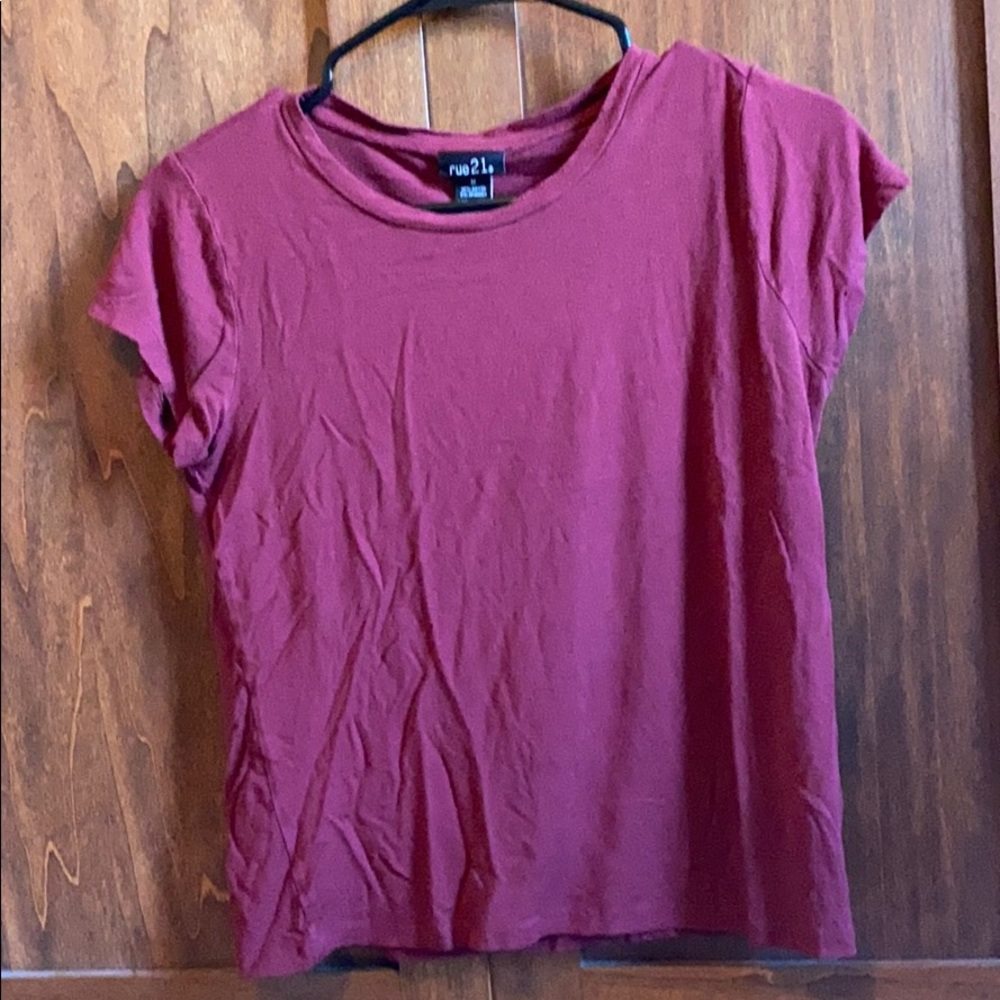 Maroon tee